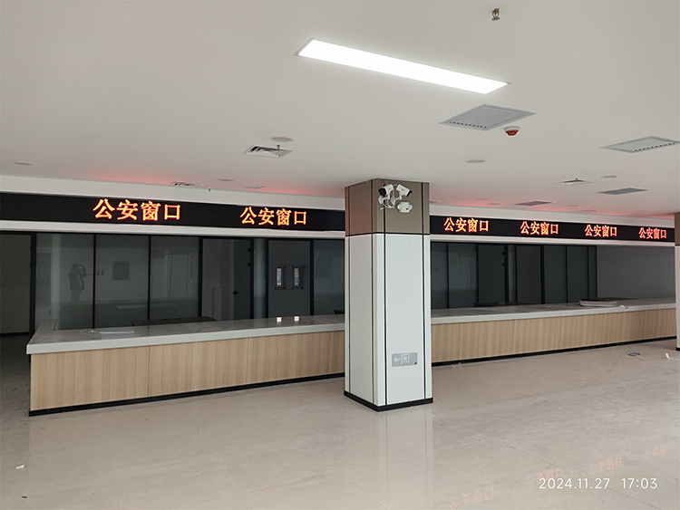 排隊(duì)機(jī)通長屏案例